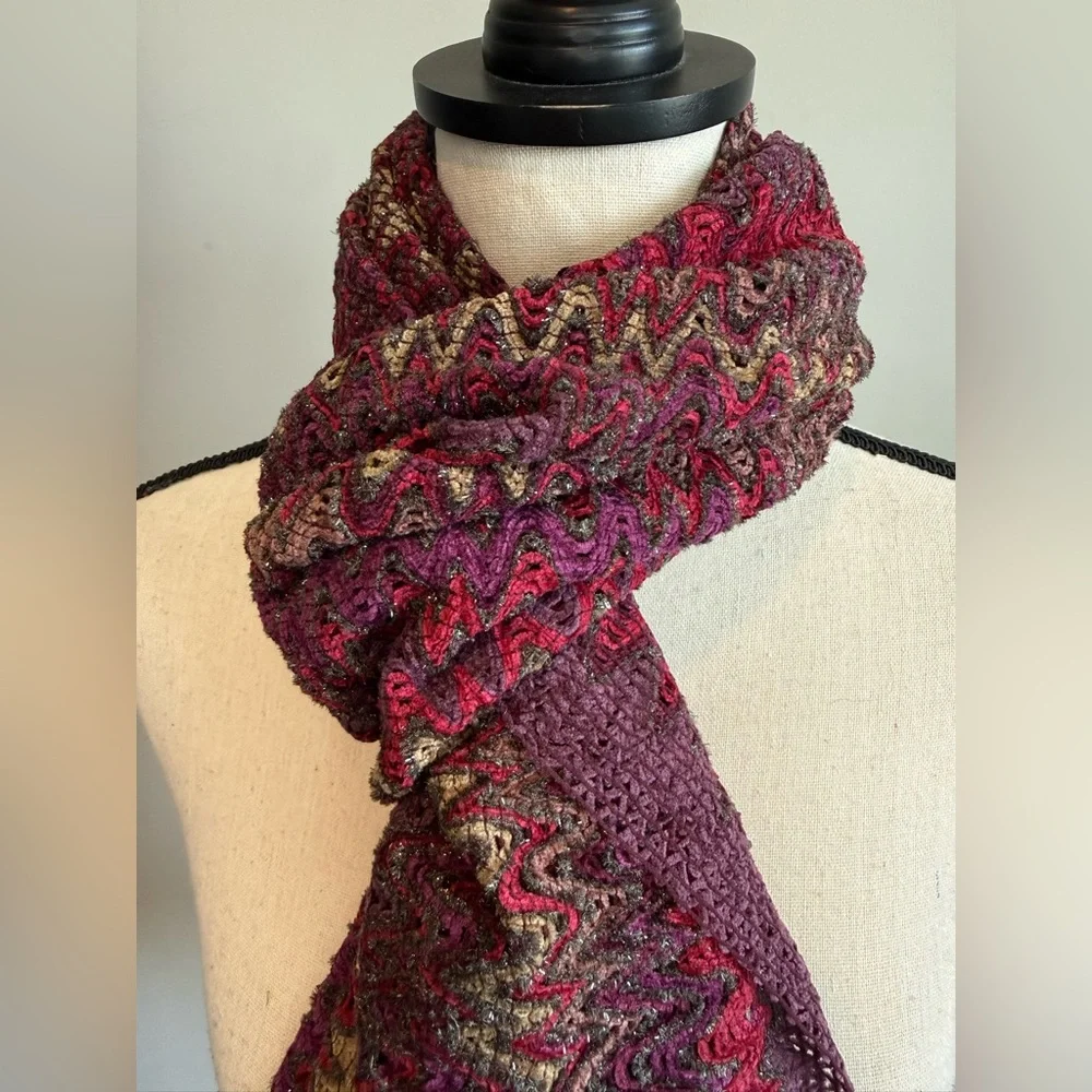 MISSONI Wave ZigZag Shimmer Fringe Scarf